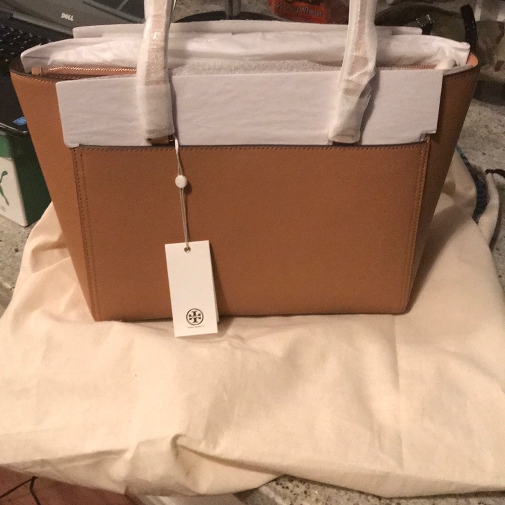 Brand new Tory Burch bag - Picture 2 of 3